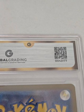 Carta Pokemon Pikachu 173/165 AR
