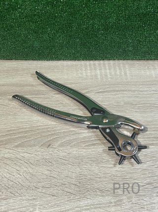 Juego de perforadora de cuero Amazon Basics