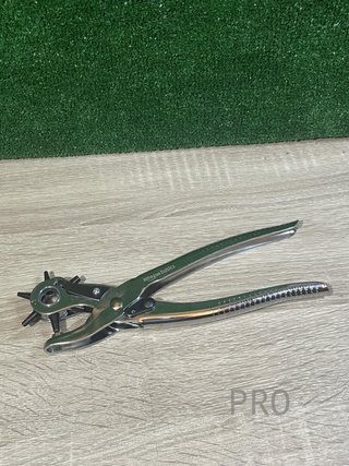 Juego de perforadora de cuero Amazon Basics