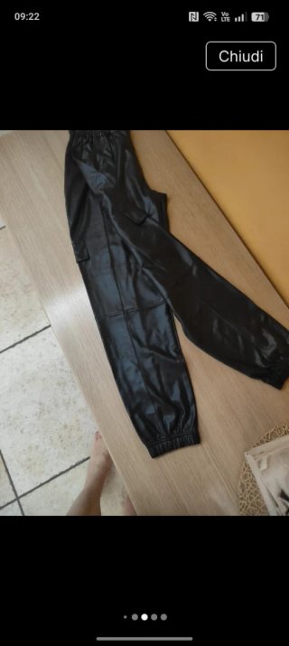 Pantaloni donna pelle  modello.tuta elastico e giu