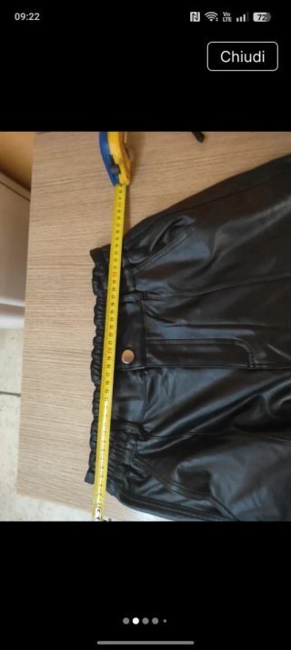 Pantaloni donna pelle  modello.tuta elastico e giu