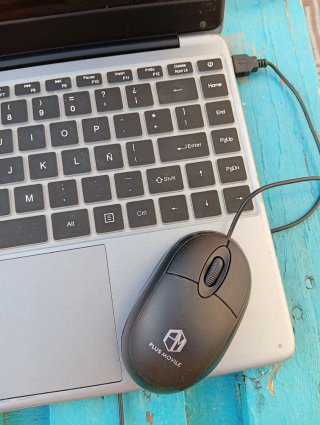 Laptop Chuwi HeroBook Pro 14.1 Plata