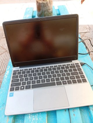 Laptop Chuwi HeroBook Pro 14.1 Plata