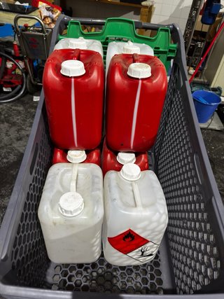 Garrafas Plástico HDPE con Tapón