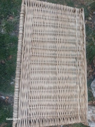 Caja grande de mimbre