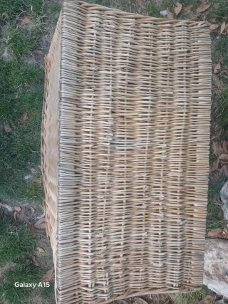 Caja grande de mimbre