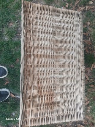 Caja grande de mimbre
