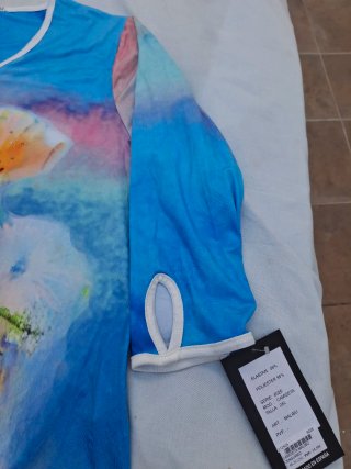 Blusa T 2XL. Con etiquetas. Medidas en descripción