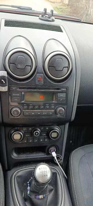 Qashqai  tekna 2010