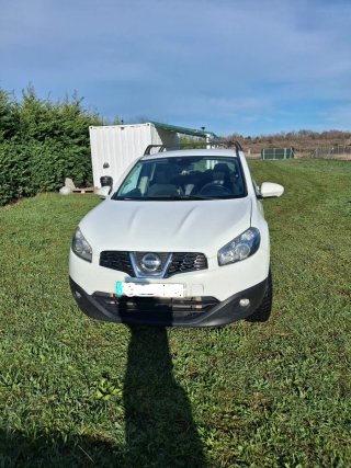 Qashqai  tekna 2010