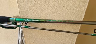 3 Canne da Pesca con Mulinelli in Perfetto Stato