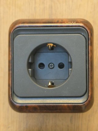 Simón 75