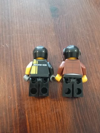 Lego Minifigure Piloti Mercedes e Porsche