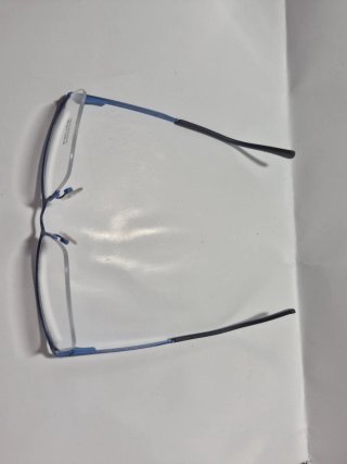 Gafas graduadas azules y plateadas