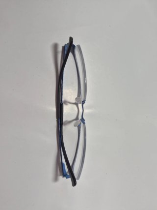 Gafas graduadas azules y plateadas