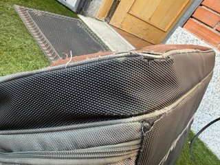 Paletero Bullpadel Vertex 03 Doble