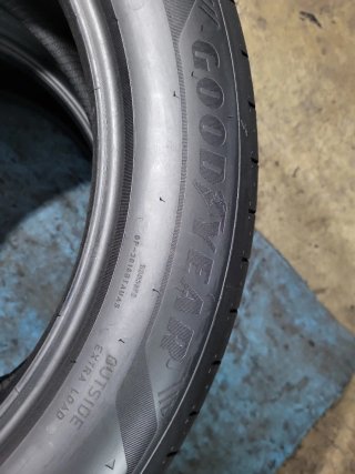 2 Neumáticos  245/50 R19 Goodyear