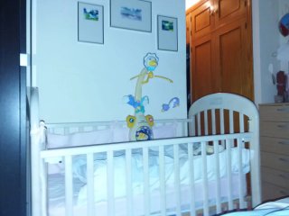 Culla per neonati bianca in legno