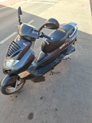 Kymco Bet & Win 125cc 2007 Negra