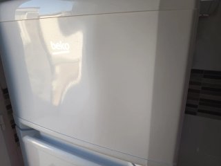 Nevera Beko blanca