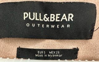 Cazadora motera Pull&Bear rosa palo Talla S