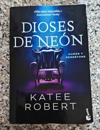 Dioses de neón (Serie Dark Olympus 1)