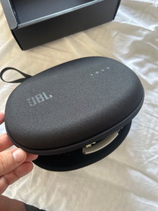 Auriculares JBL Tour One M2 champagne