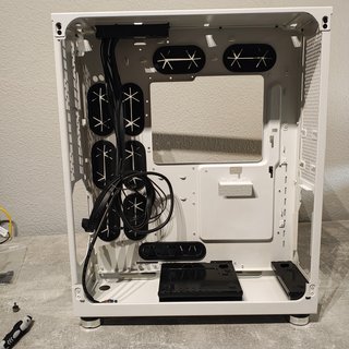 CorsairCrystal 680X RGB +Lighting +Comander +8FANS