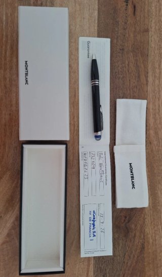 Bolígrafo Montblanc Starwalker Precious Resin