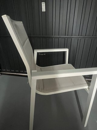 Mesa Odyssea II y 6 sillas Gamma Orion 2