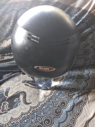 Casco Negro Mate con Visera