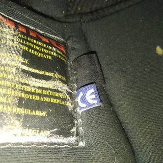 Casco Negro Mate con Visera