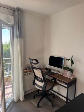 Escritorio Ikea Marrón y Negro