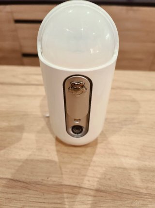 Cámara vigilancia con detector y centralita