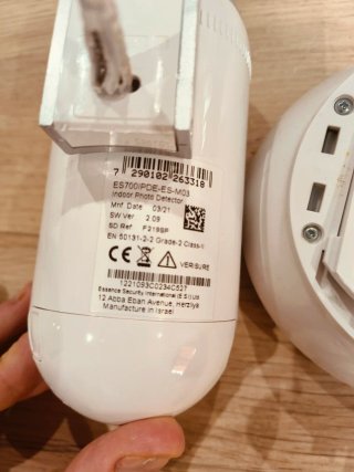 Cámara vigilancia con detector y centralita