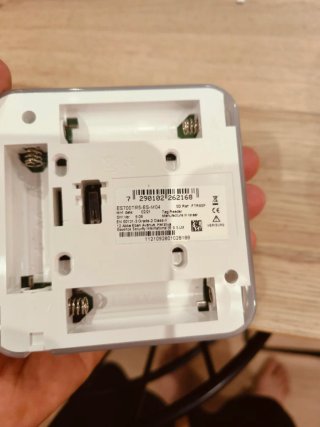 Cámara vigilancia con detector y centralita