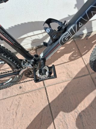 Bicicleta Giant Montaña Negra
