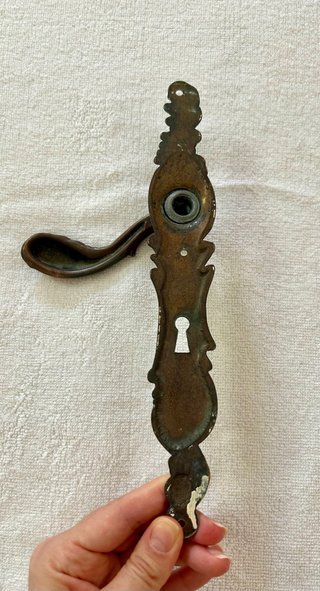 Maniglia vintage ottone decorata