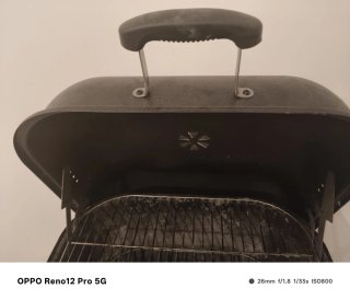 Barbecue a carbone in metallo