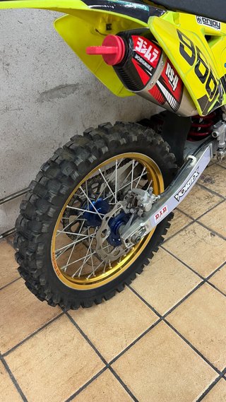 Suzuki RM-Z 250 Motocross