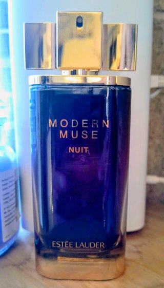 Estée Lauder Modern Muse Nuit Profumo Donna