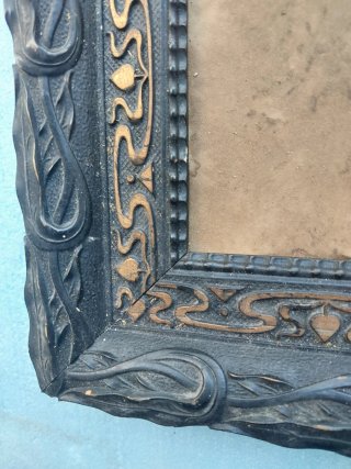 Cornici antiche in legno intarsiato