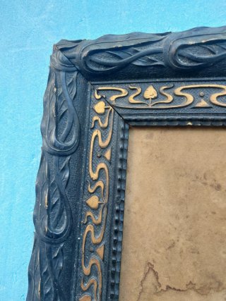 Cornici antiche in legno intarsiato