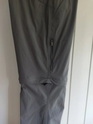 Pantaloni da escursionismo convertibili grigi