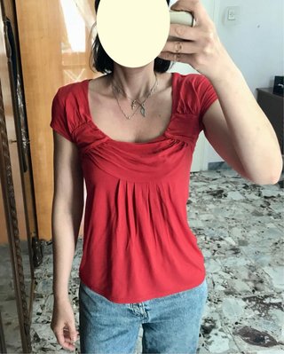 Top rosso manica corta