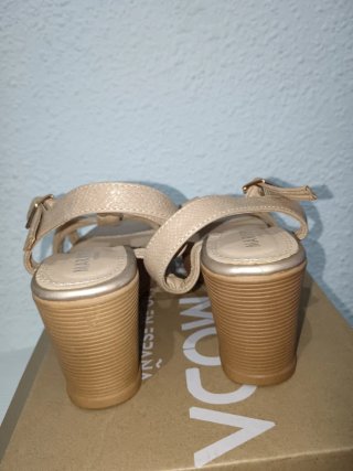 Sandalias cuña Marypaz beige/doradas