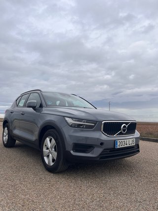 Volvo XC40 2021
