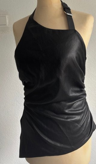 Top Zara efecto piel negro Talla M
