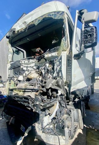 Renault peldaño plataforma 82275624 t-series