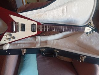 Guitarra Eléctrica Gibson V